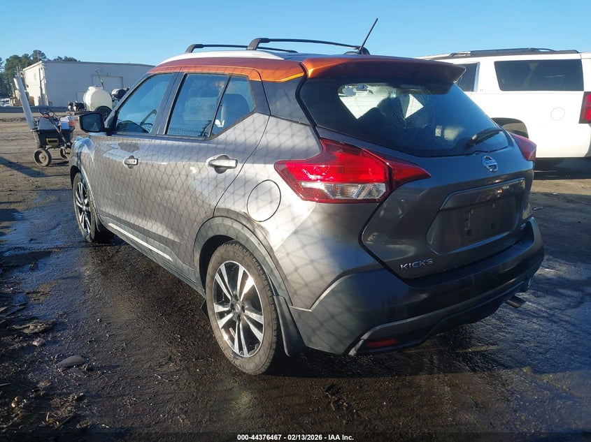 2019 Nissan Kicks Sr