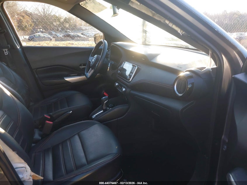 2019 Nissan Kicks Sr