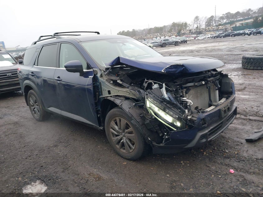 2022 Nissan Pathfinder Sv 4Wd