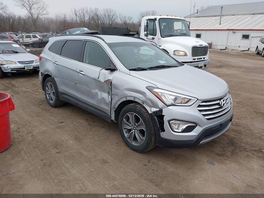 2016 HYUNDAI SANTA FE SE