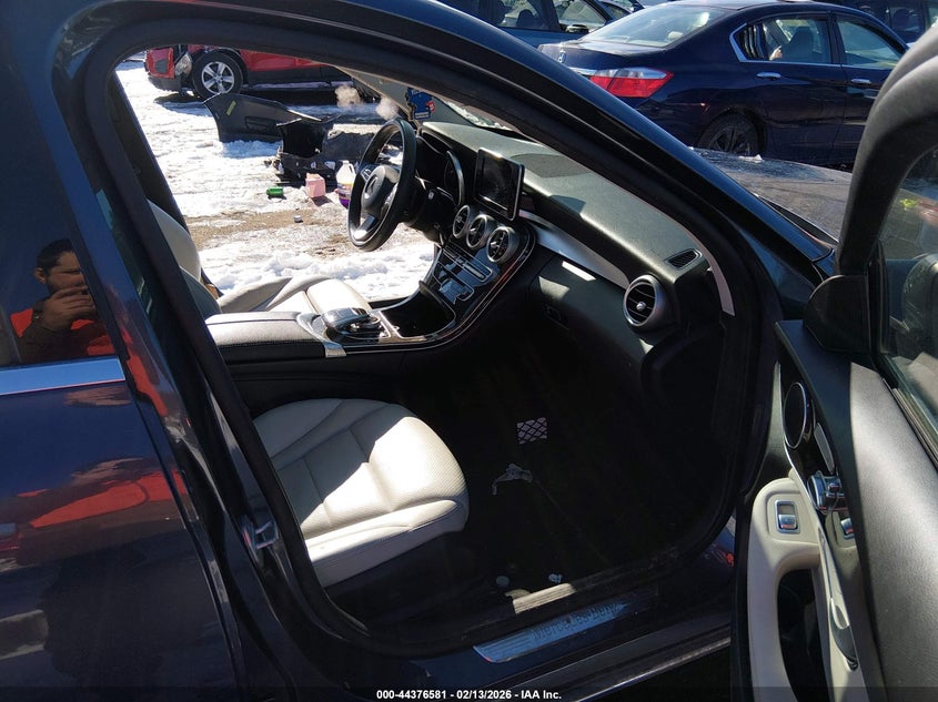 2016 Mercedes-Benz C 300 4Matic