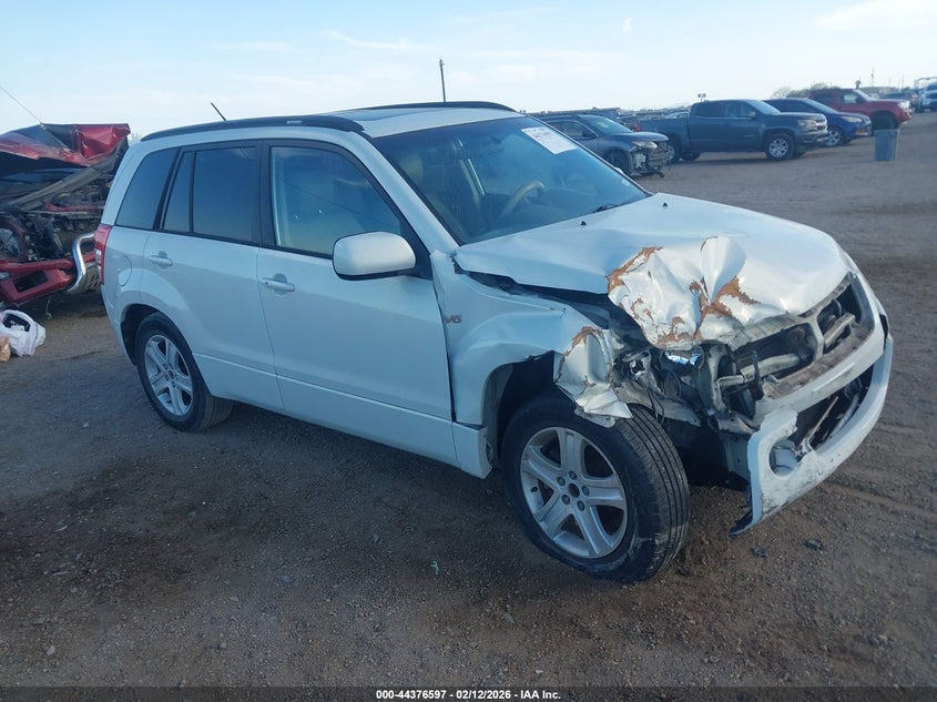2006 Suzuki Grand Vitara Luxury