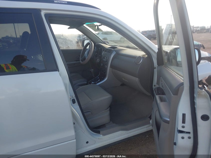 2006 Suzuki Grand Vitara Luxury