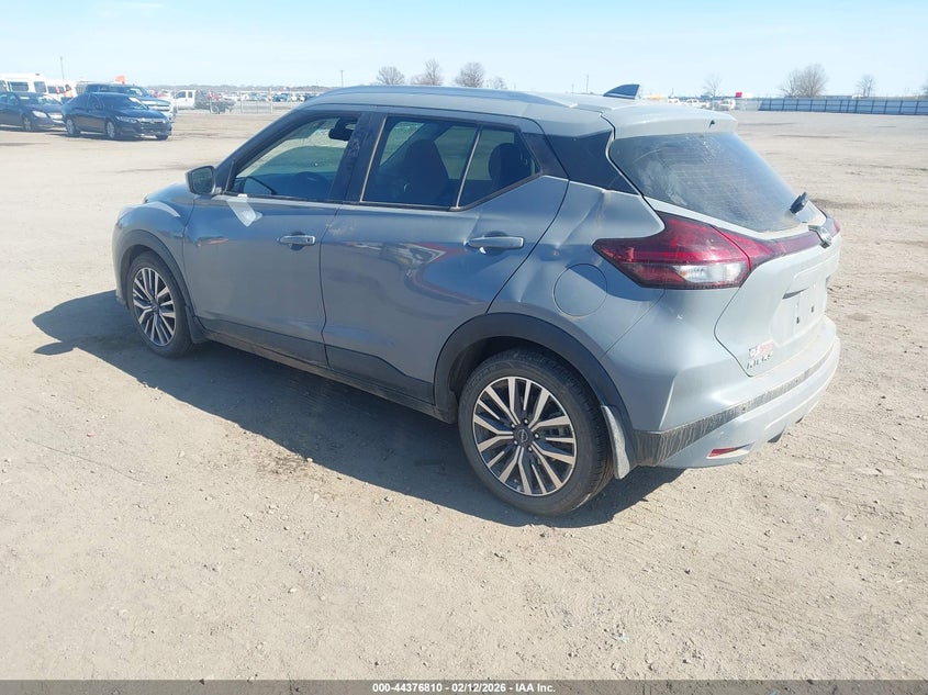 2022 Nissan Kicks Sv Xtronic Cvt