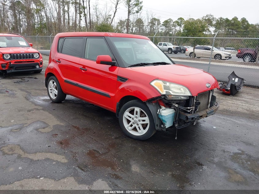 2011 Kia Soul +