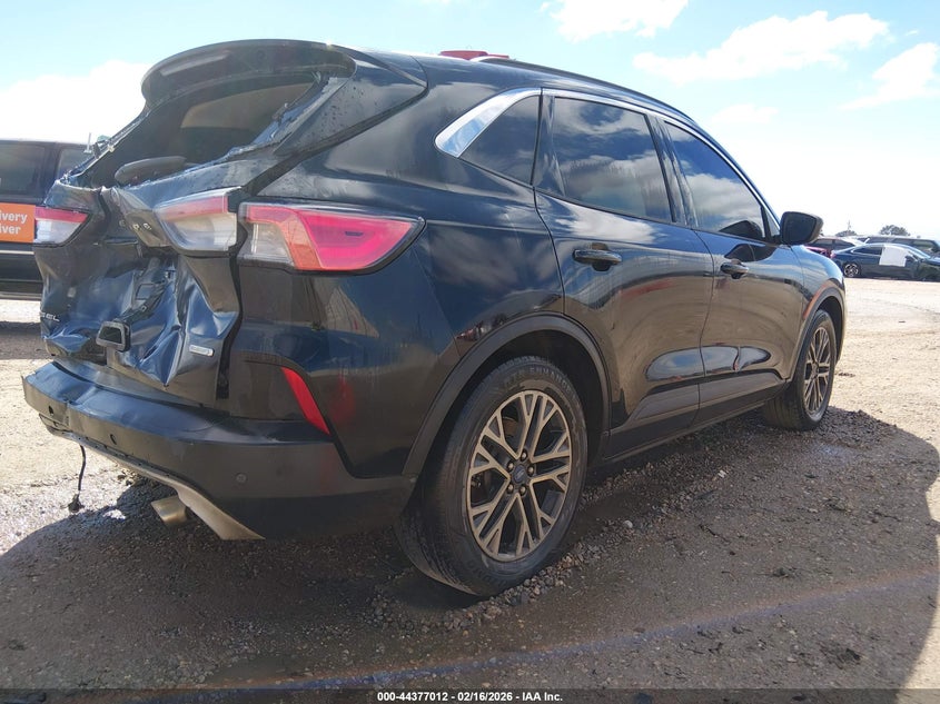 2020 Ford Escape Sel