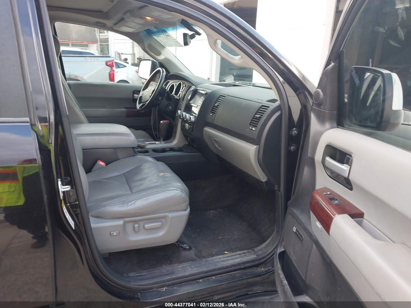 2012 Toyota Sequoia Platinum 5.7L V8