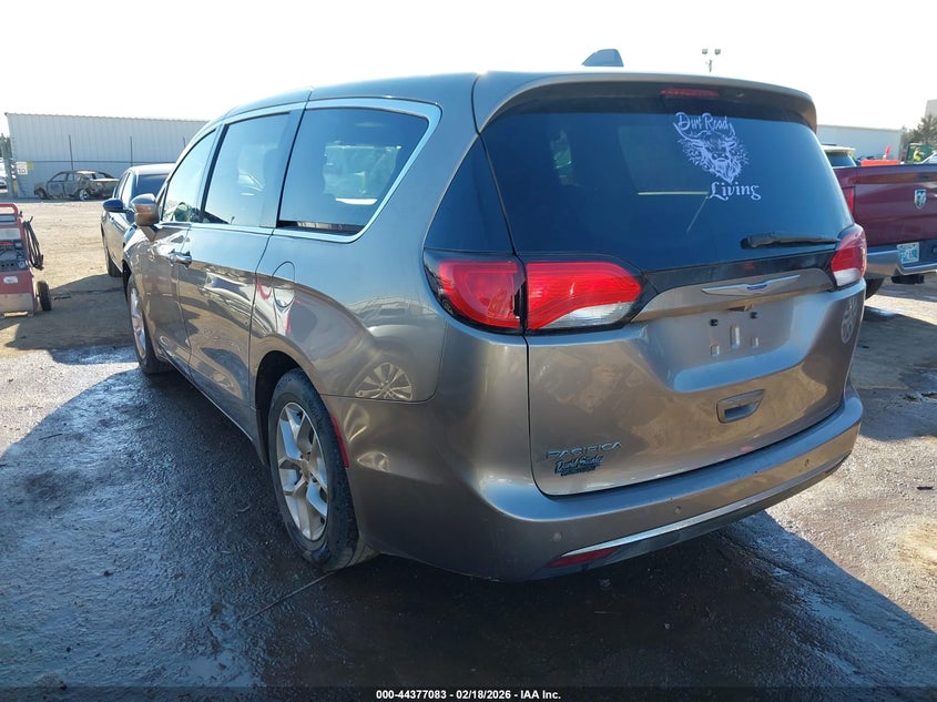 2018 Chrysler Pacifica Touring Plus