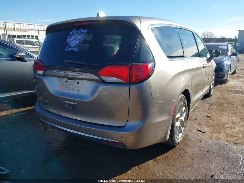 2018 Chrysler Pacifica Touring Plus