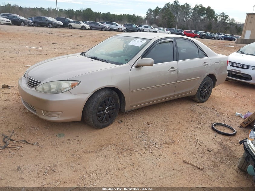 2005 Toyota Camry Le