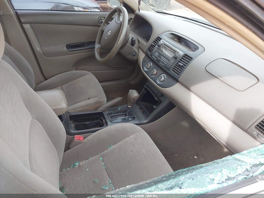 2005 Toyota Camry Le