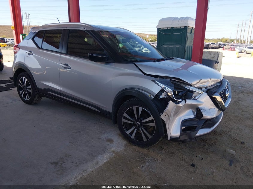 2019 Nissan Kicks Sr