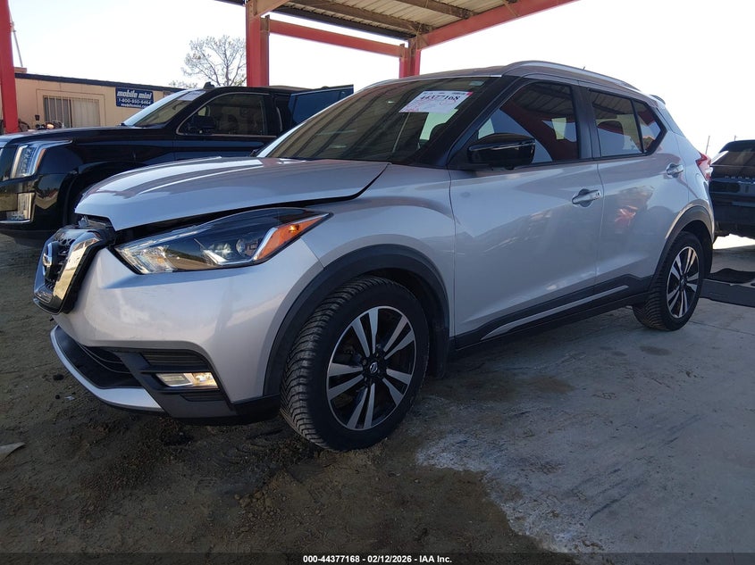 2019 Nissan Kicks Sr