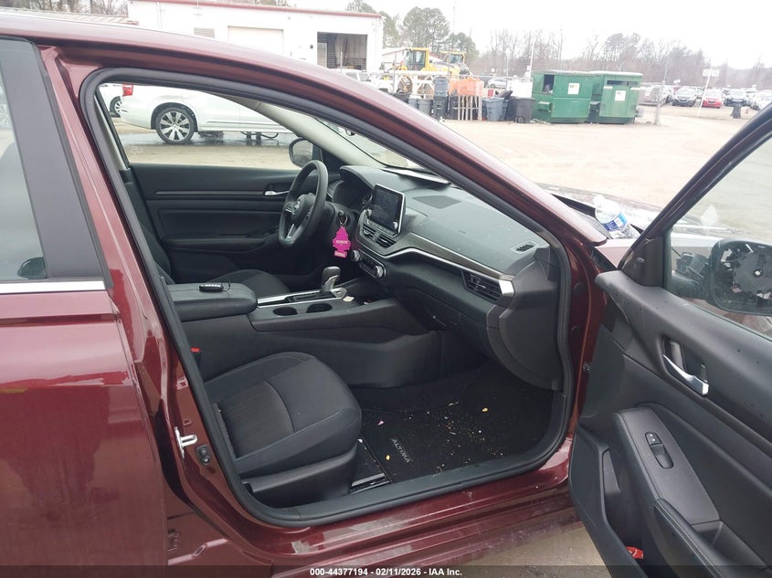 2025 Nissan Altima Sv Fwd