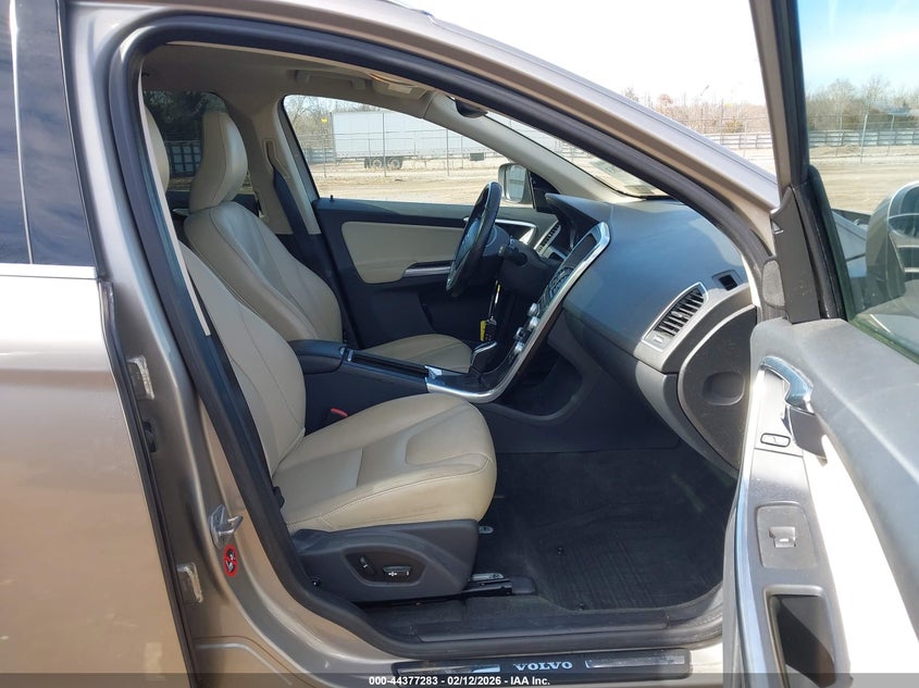 2016 Volvo Xc60 T5 Drive-E Premier