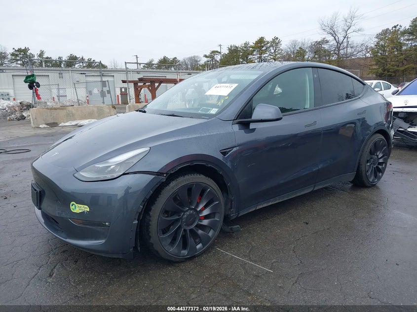 2022 Tesla Model Y Performance Dual Motor All-Wheel Drive