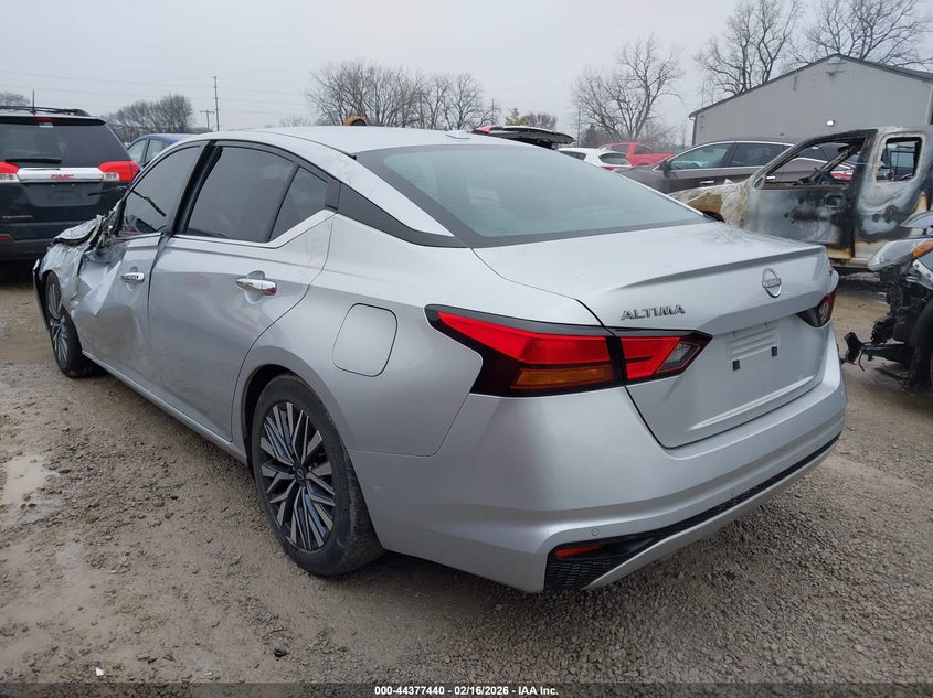 2023 Nissan Altima Sv Fwd