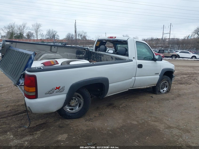 2000 CHEVROLET SILVERADO 2500 auction photo 4