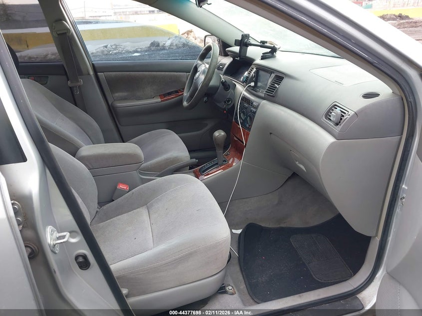 2005 Toyota Corolla Le