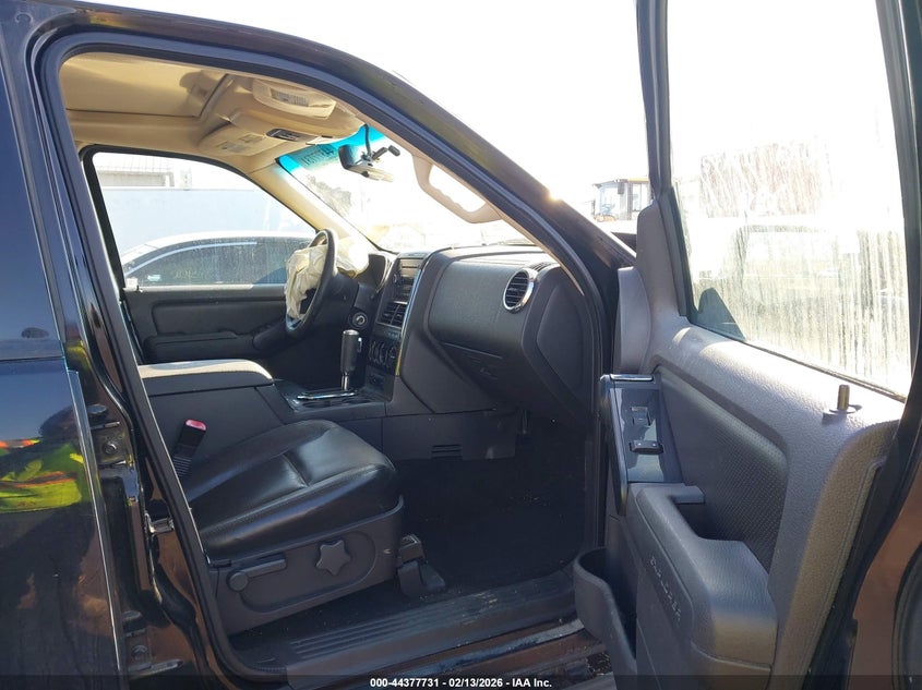 2010 Ford Explorer Xlt