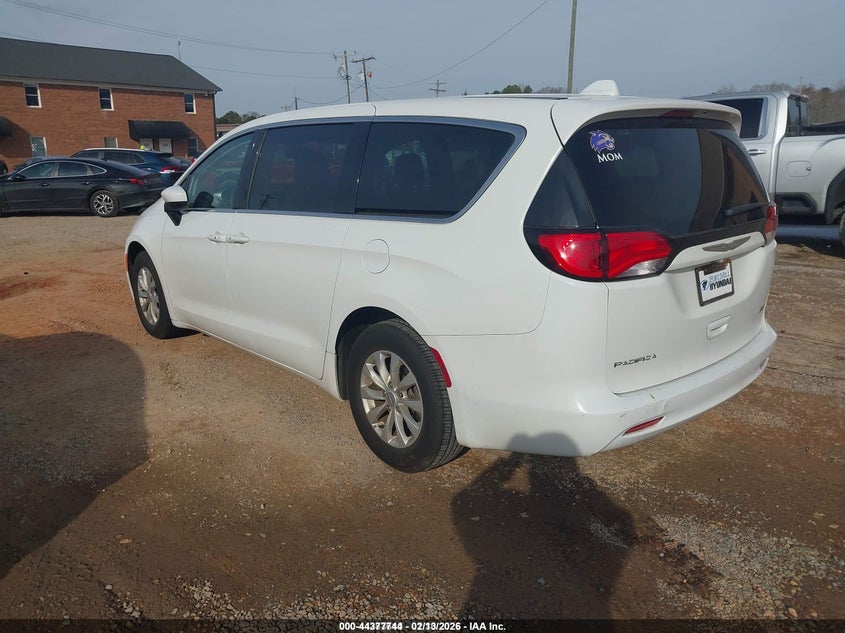 2017 Chrysler Pacifica Touring