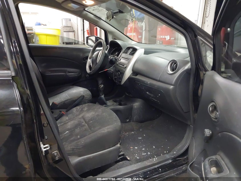 2015 Nissan Versa Note S (Sr)