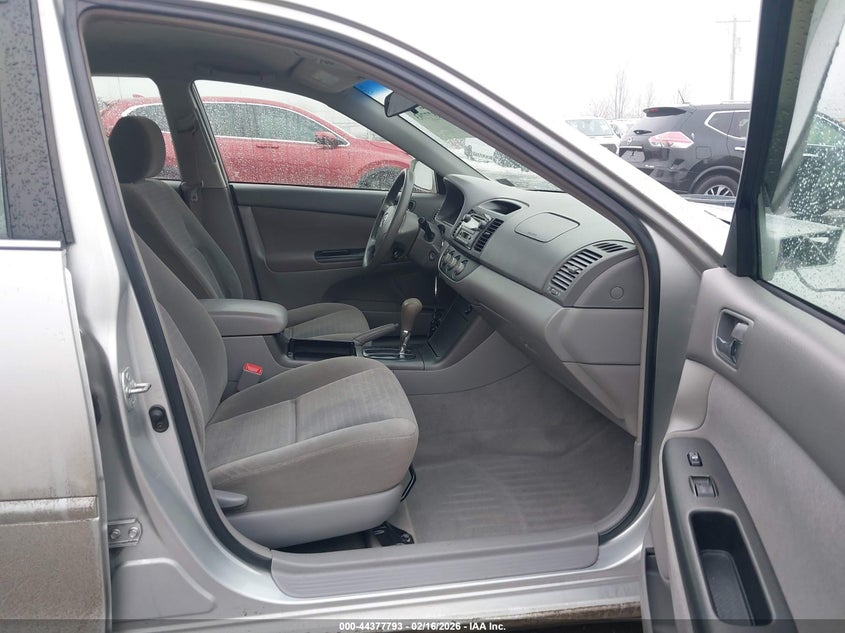 2005 Toyota Camry Le