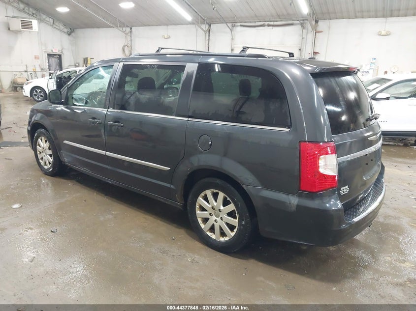 2012 Chrysler Town & Country Touring