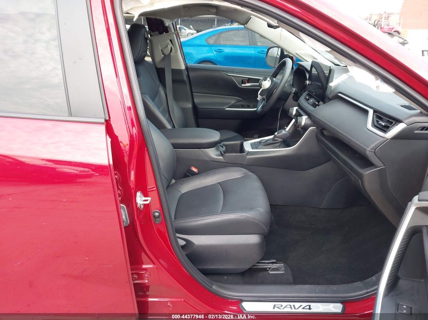 2024 Toyota Rav4 Hybrid Xle Premium