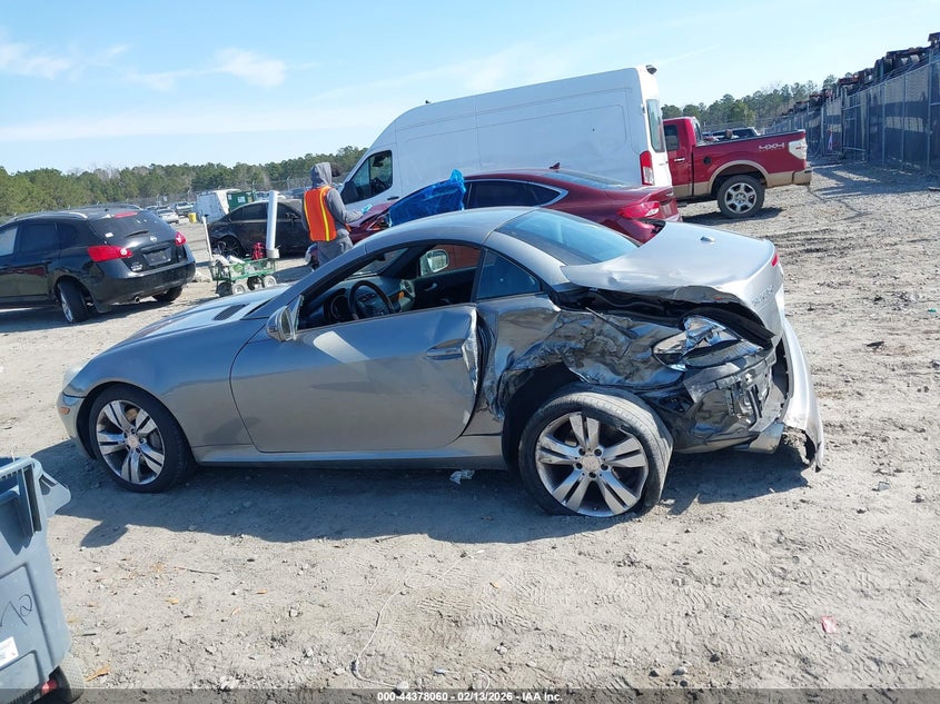 2009 Mercedes-Benz Slk 350 VIN: WDBWK58F09F190028 Lot: 44378060