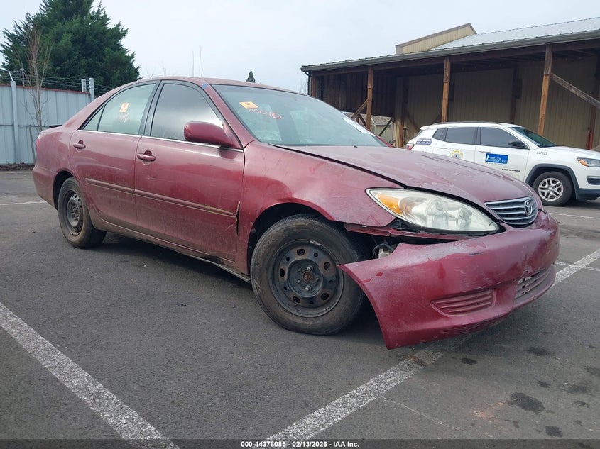 2005 Toyota Camry Le