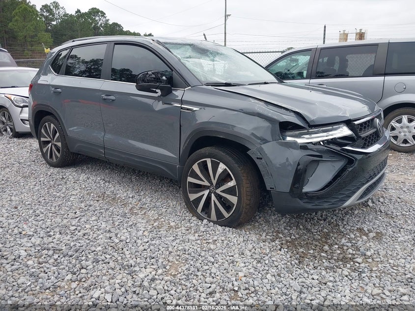 3VVSX7B27PM333302 VOLKSWAGEN TAOS Photo 1