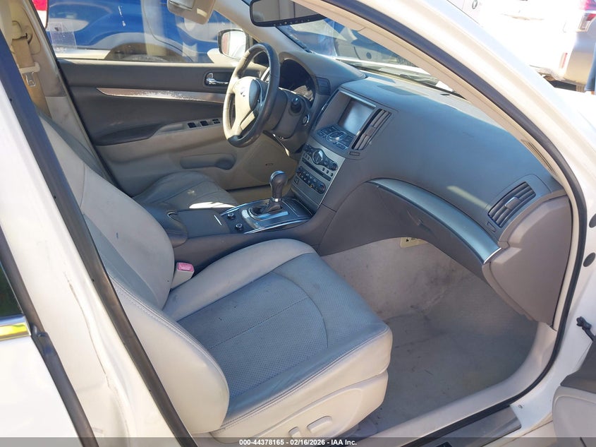 2012 Infiniti G37 Journey