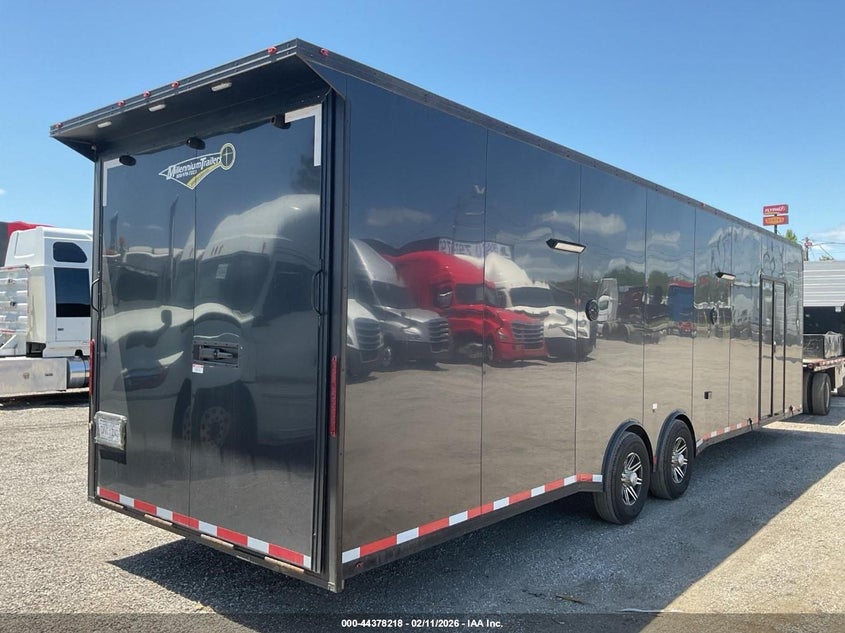 2023 Vintage Trailers P832