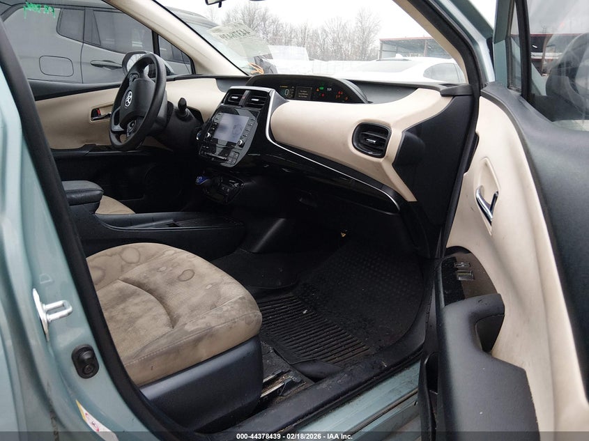 2022 Toyota Prius Le