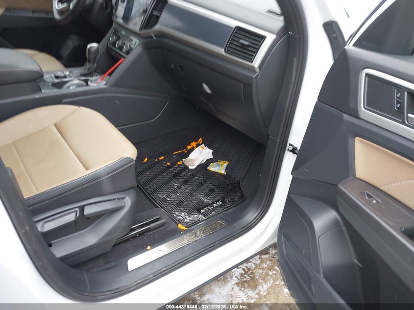 2022 Volkswagen Atlas Cross Sport 3.6L V6 Se W/Technology