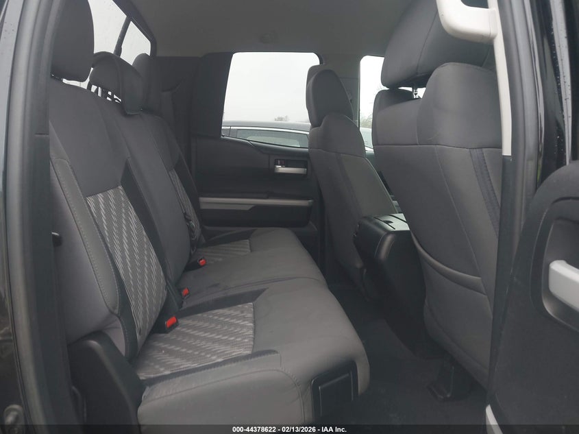 VIN 5TFRM5F14JX132079 2018 TOYOTA TUNDRA SR5 4.6L V8