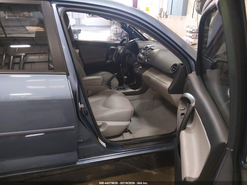 2011 Toyota Rav4 Limited V6