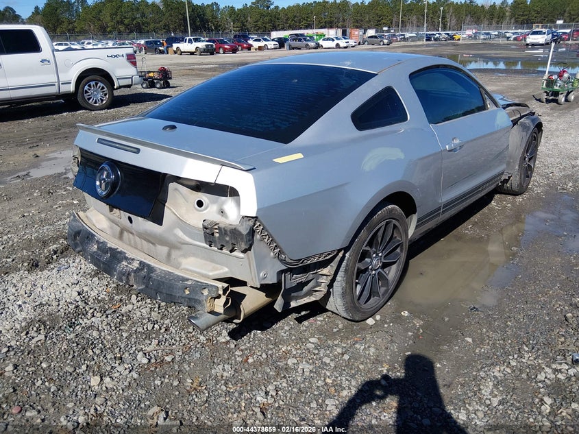 2013 Ford Mustang V6 Premium