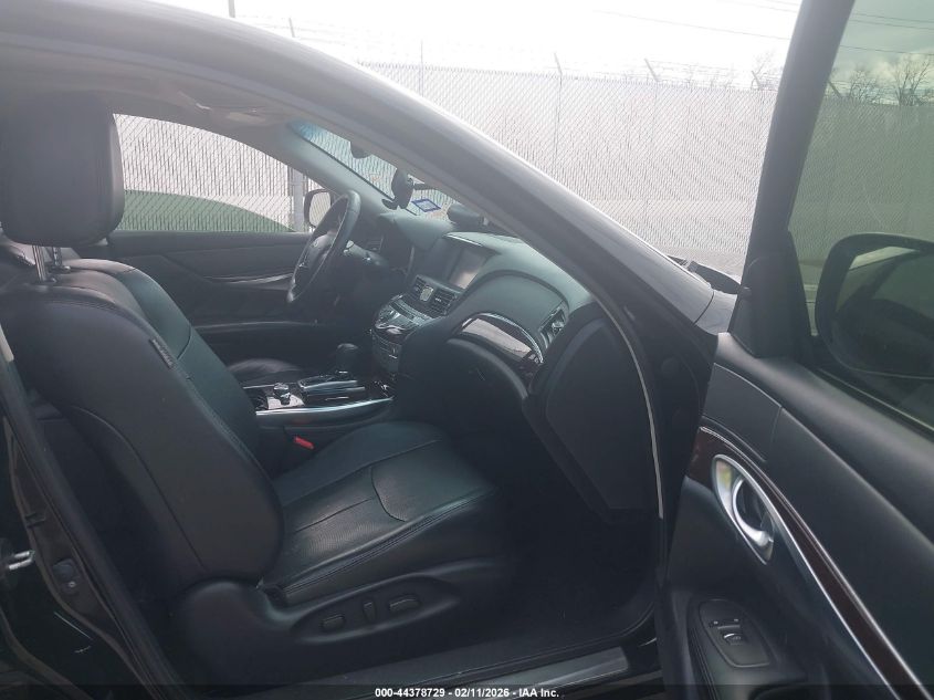 2016 Infiniti Q70L 3.7