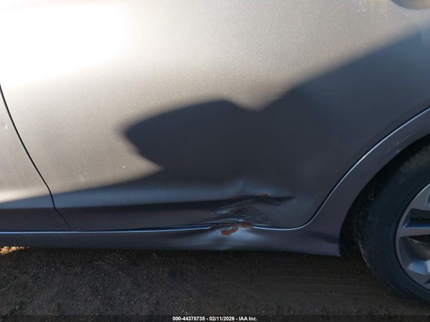 2017 Hyundai Elantra Limited VIN: 5NPD84LF8HH040052 Lot: 44378735