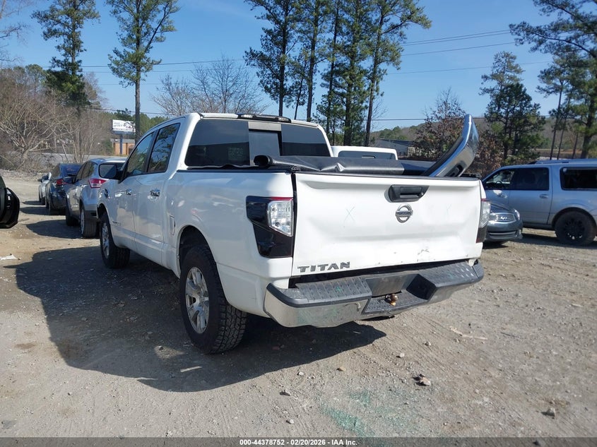 2017 Nissan Titan Sv