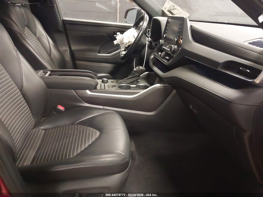 2021 Toyota Highlander Xse