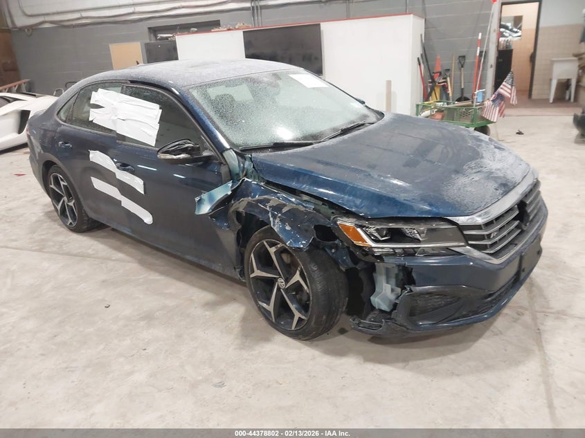 2020 Volkswagen Passat 2.0T R-Line