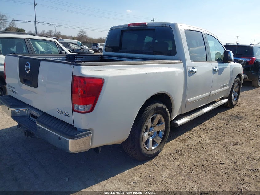 2005 Nissan Titan Se