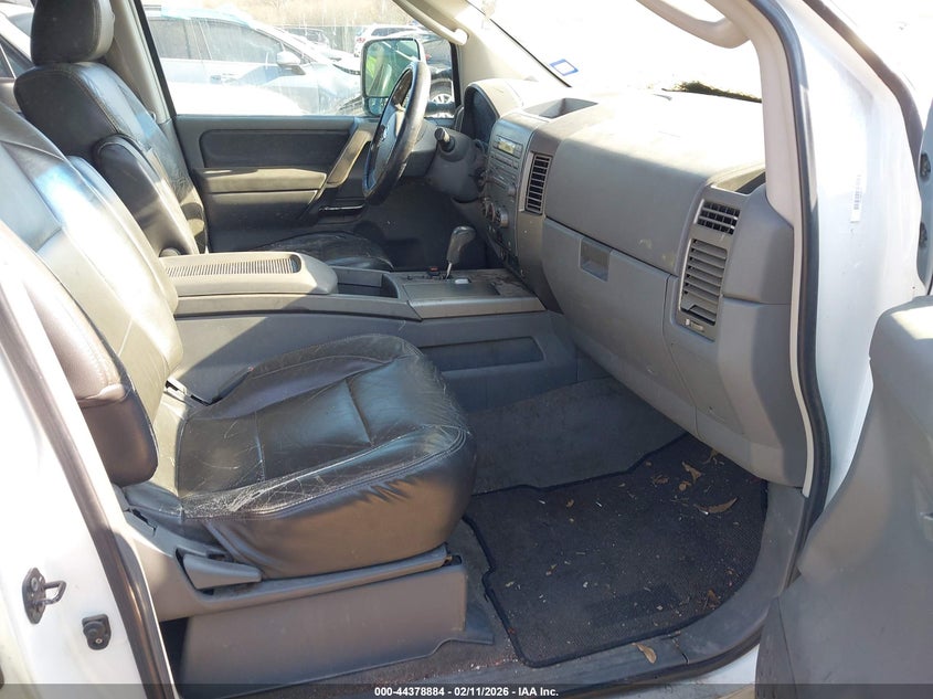 2005 Nissan Titan Se