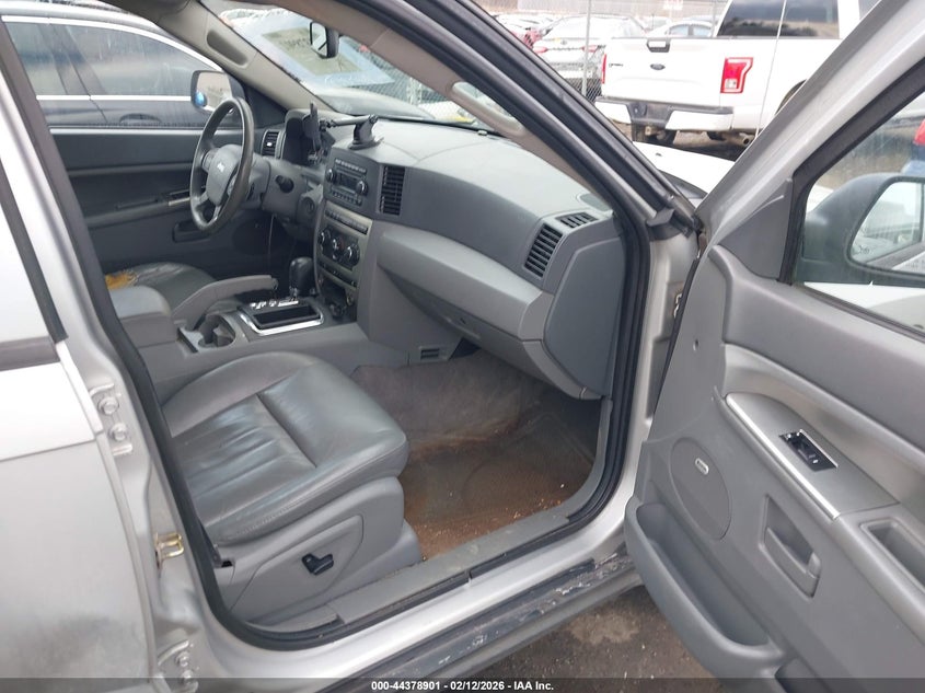 2007 Jeep Grand Cherokee Laredo