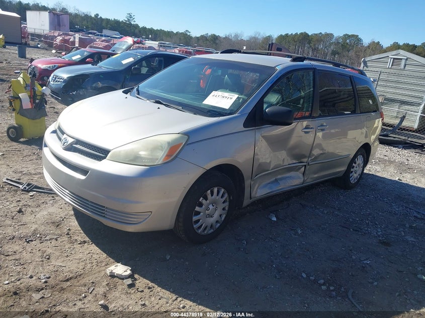 2004 Toyota Sienna Le