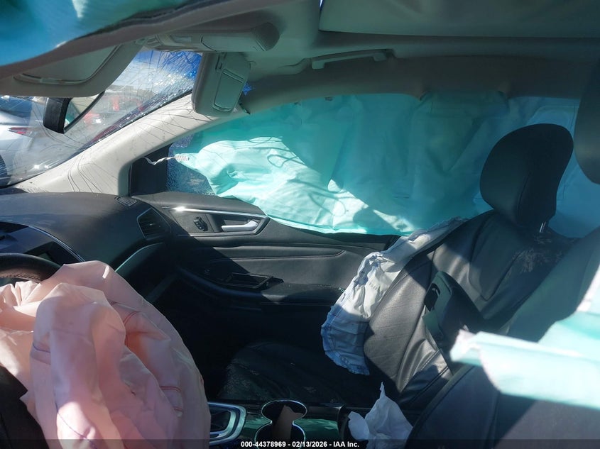 2016 Ford Edge Titanium