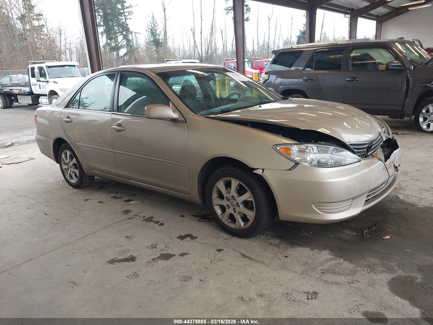 2005 Toyota Camry Le